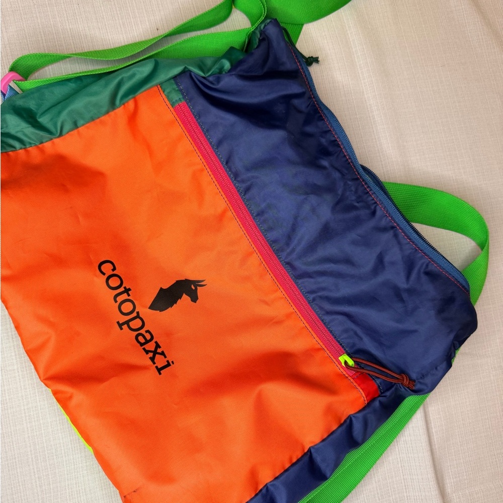 Cotopaxi Taal crossbody